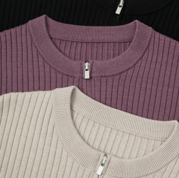 Round neck half zipper sweater