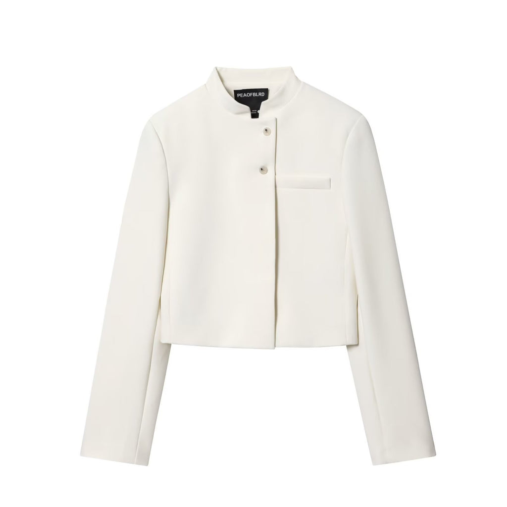 Solid color short suit
