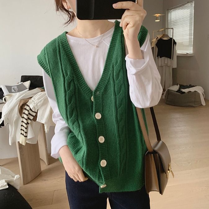 Cable Knit Sleeveless V-Neck Single-Breasted Cardigan Vest, Loose Fit Sweater Vest for Layering
