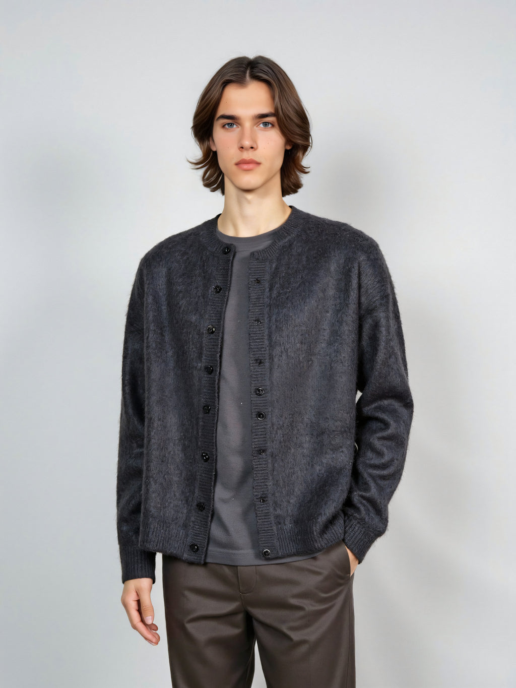 Cardigan round neck sweater
