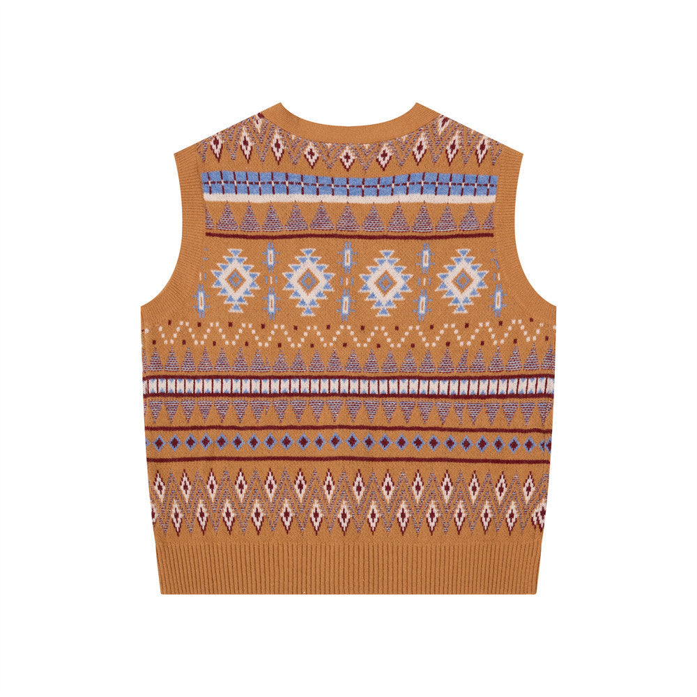 Diamond patterned jacquard knitted sweater vest