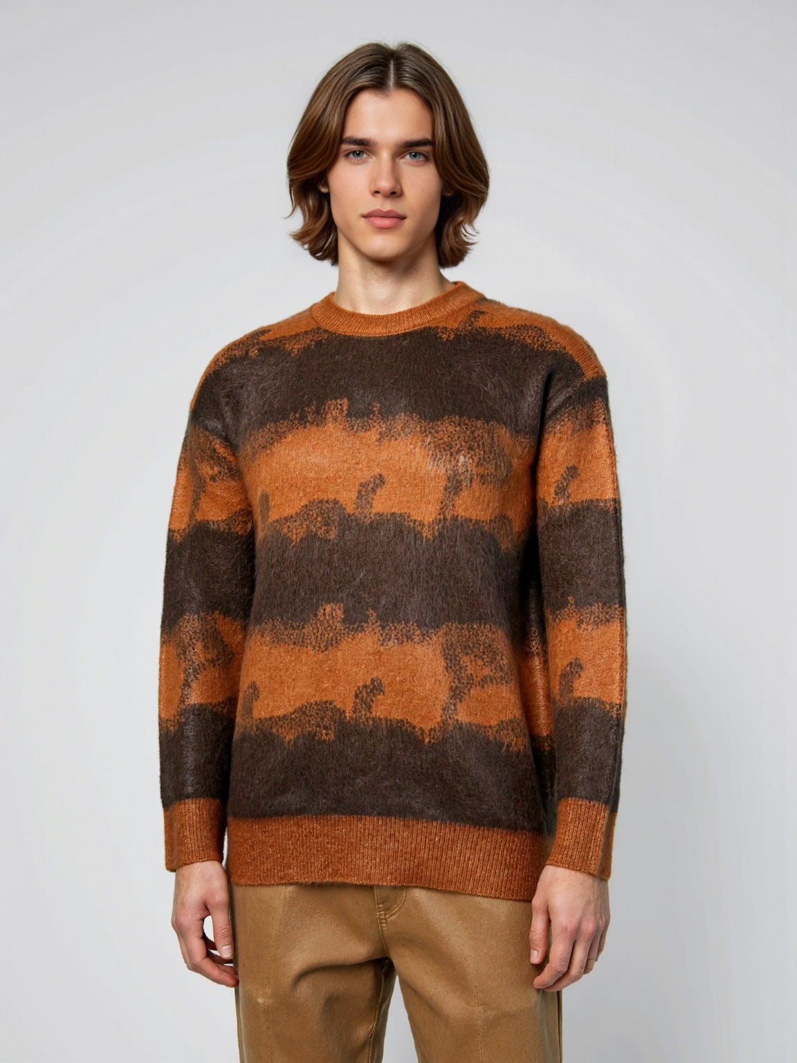 Loose round neck pullover sweater