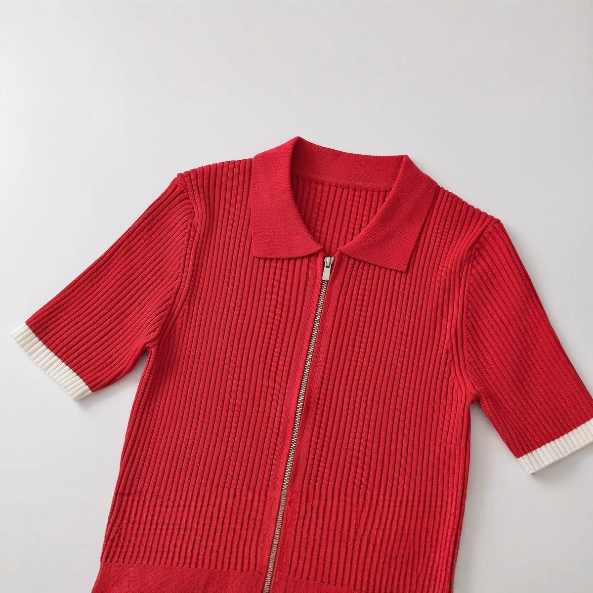 Zipper lapel contrasting cuffs knit sweater for women