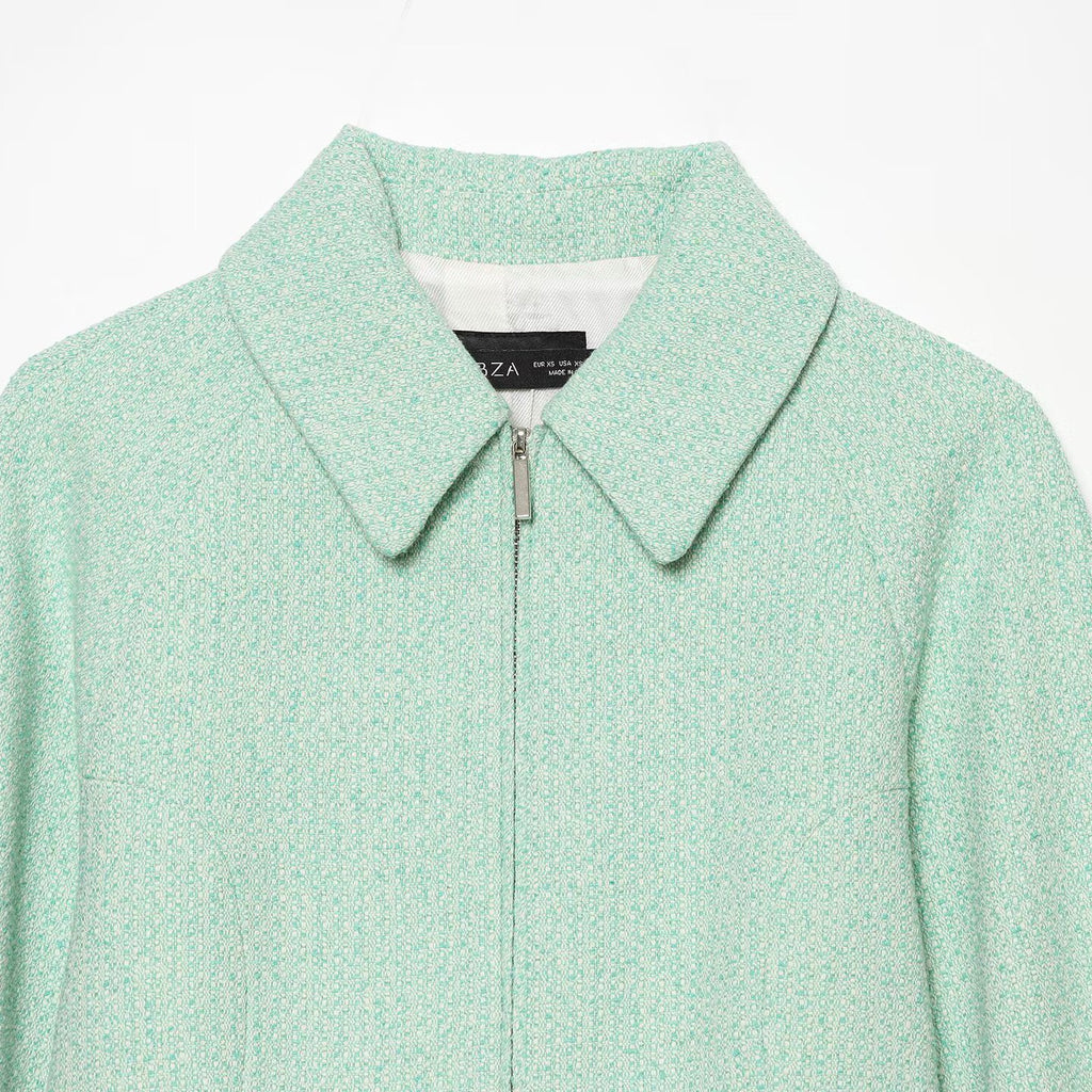 Long sleeved lapel zipper construction jacket