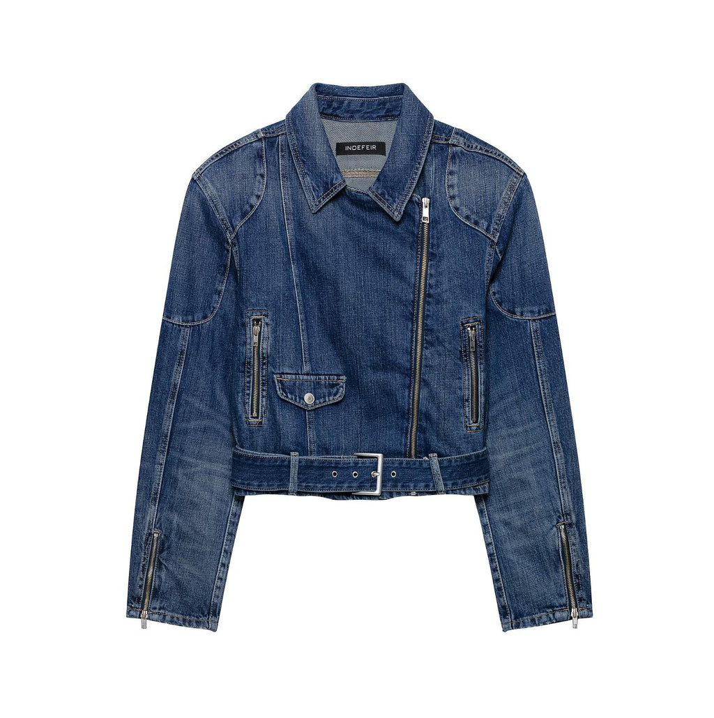 Collar long sleeved jacket