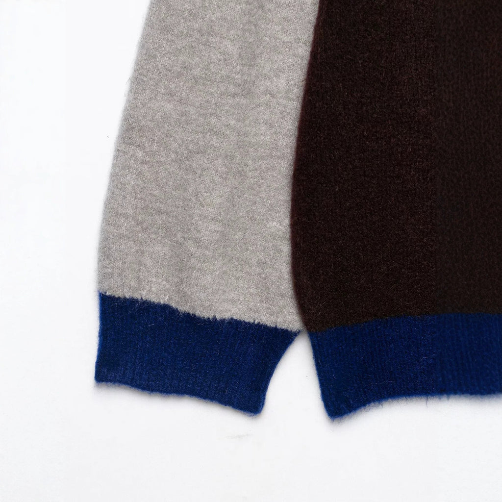Casual long sleeved round neck patchwork color knitted sweater for women