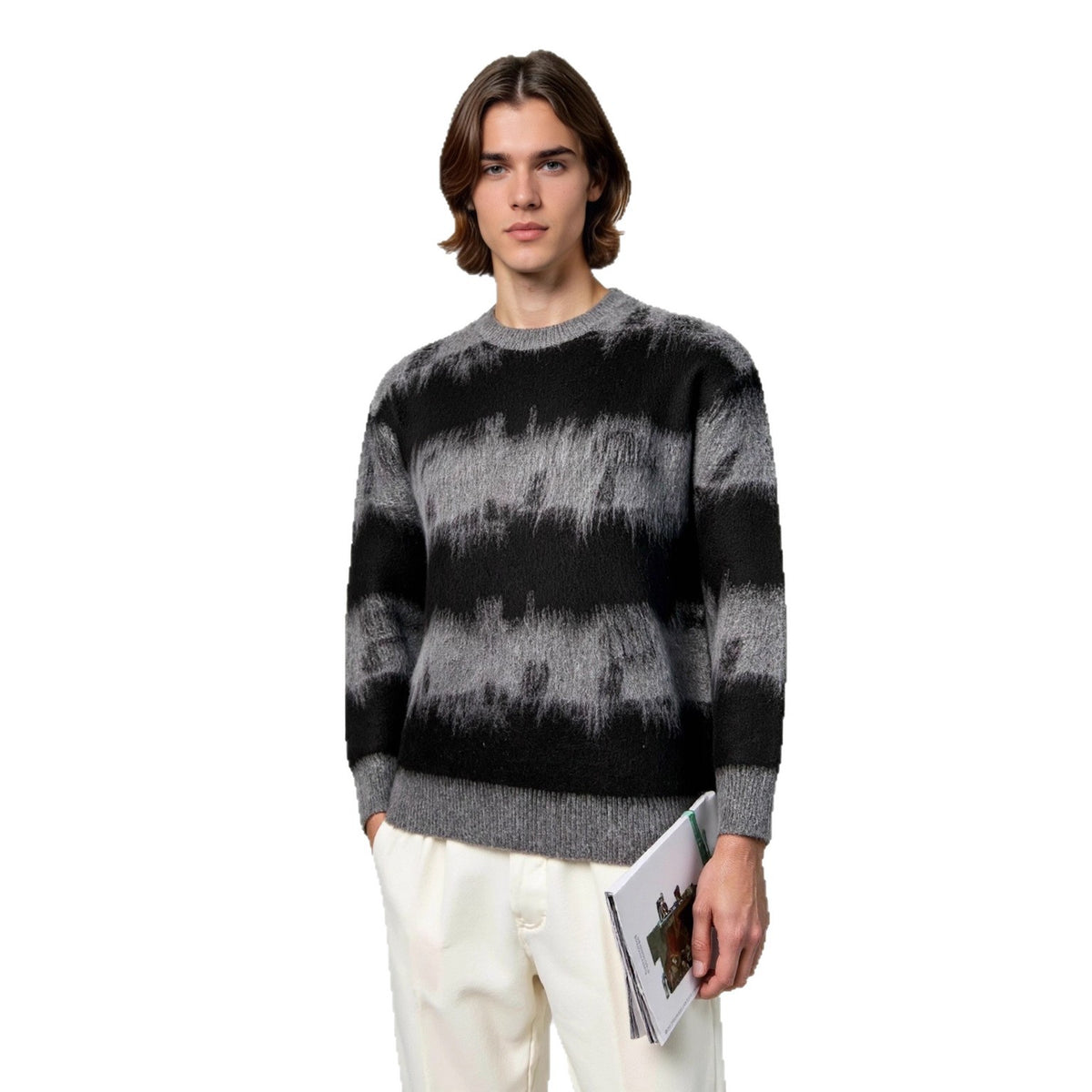 Loose round neck pullover sweater