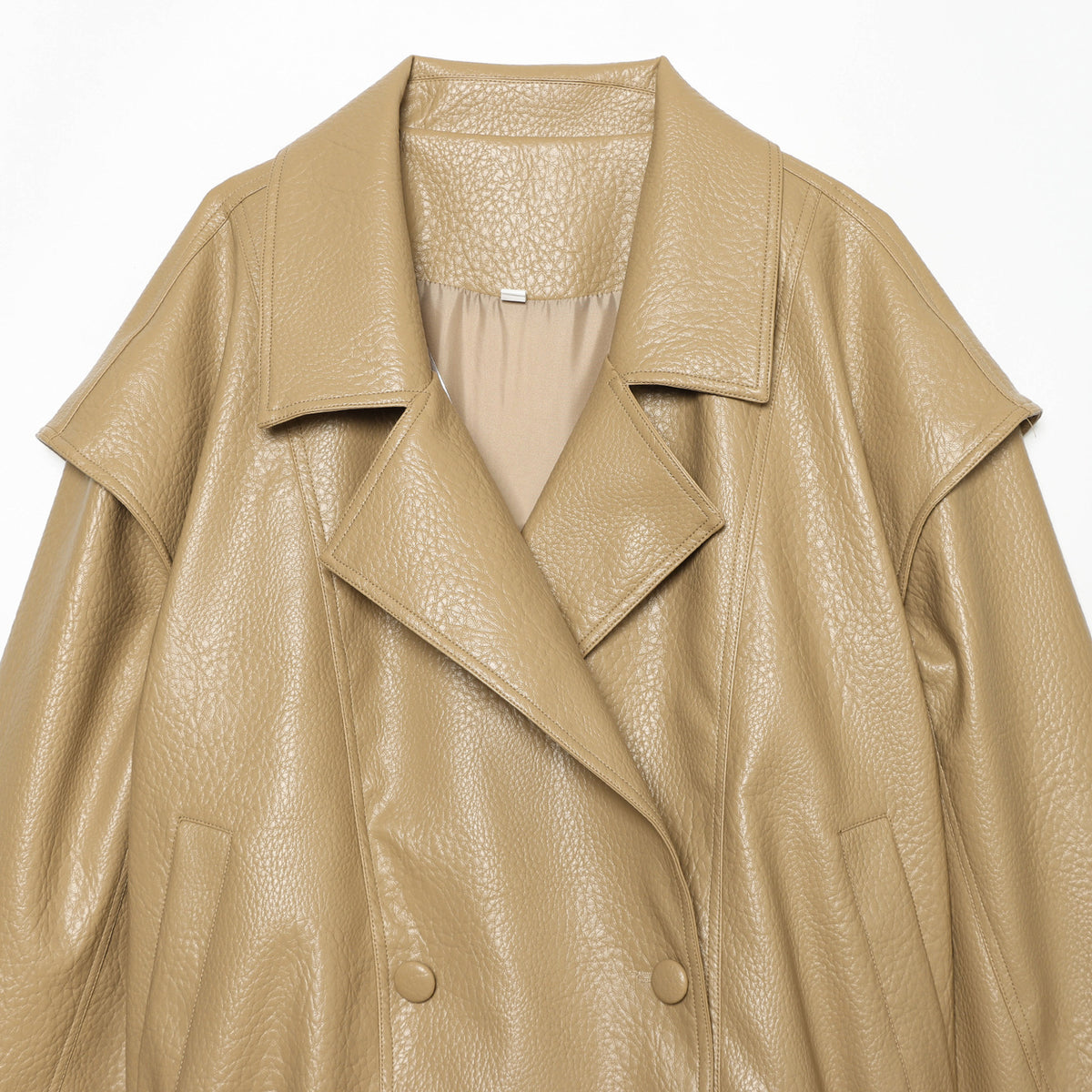 Long sleeved lapel jacket