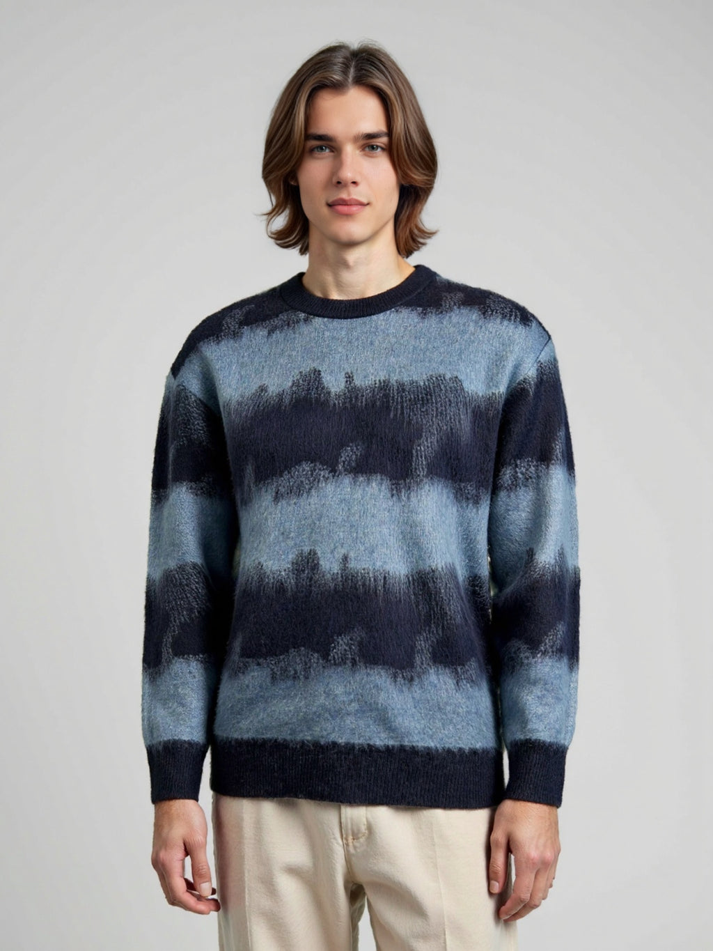 Loose round neck pullover sweater